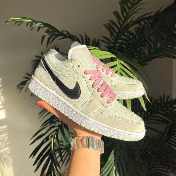 Nike Air Jordan 1 Low Barely Green Pink - Picture 3 of 5